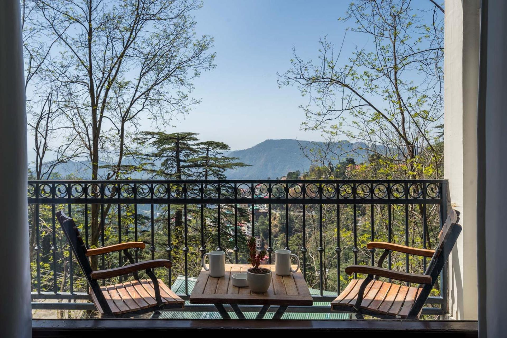 Stayvista At Pine Estate With Outdoor Jacuzzi Shimla Eksteriør billede