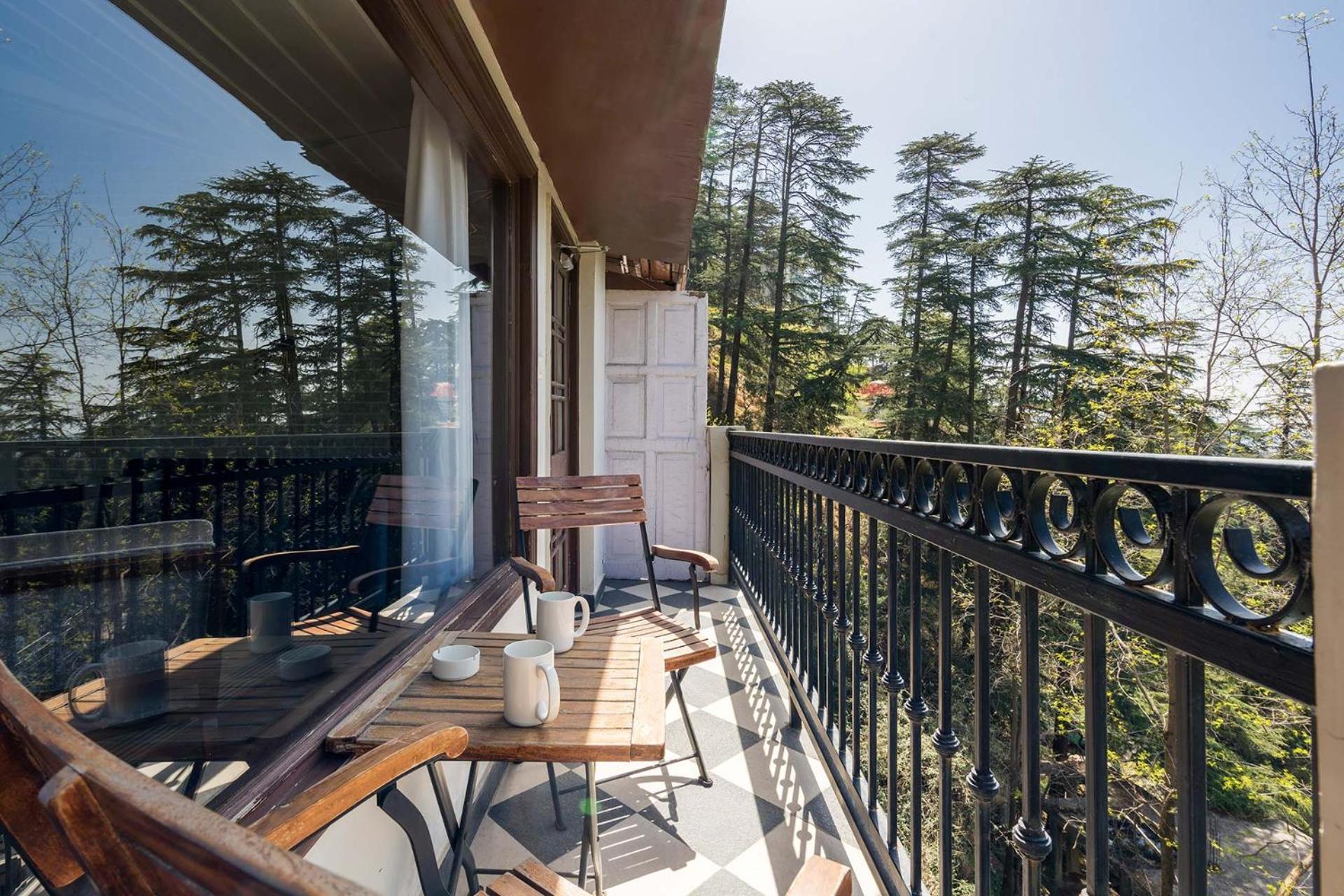 Stayvista At Pine Estate With Outdoor Jacuzzi Shimla Eksteriør billede